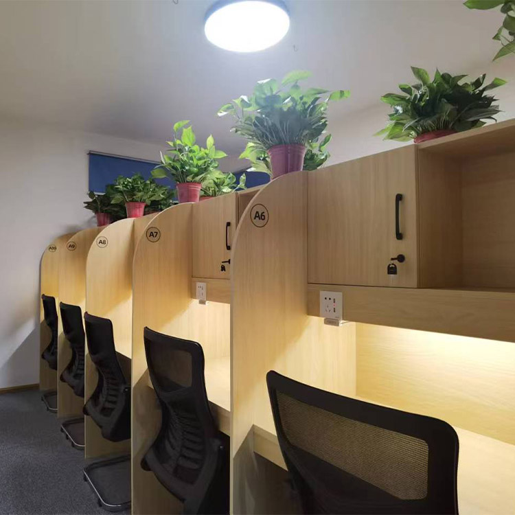 自习室封闭式学习桌椅