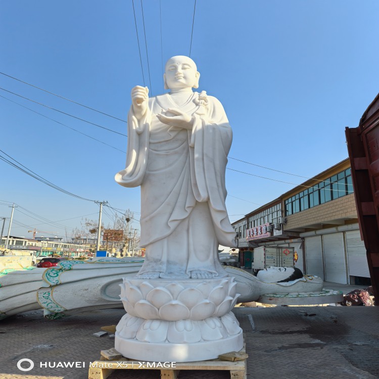 石雕佛像
