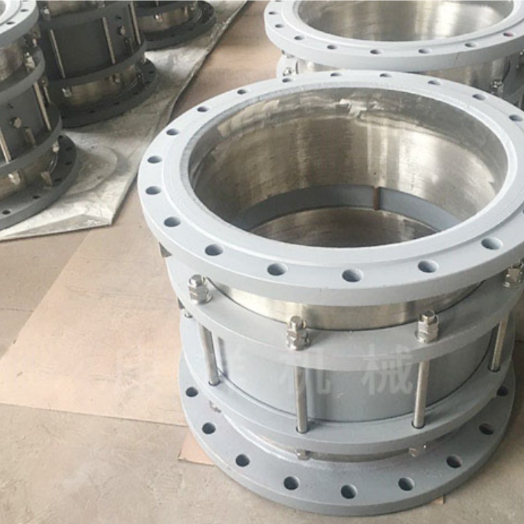 双法兰式伸缩接头（带地线装置）