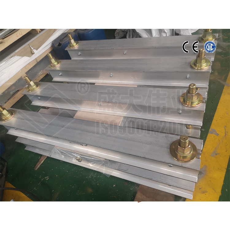 国产轻型电热式修补器