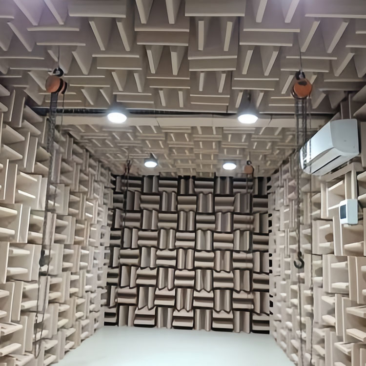 Half-soundproof chamber