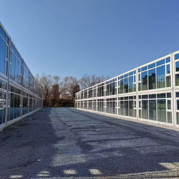 出口俄罗斯拼装式活动房可定制打包箱房