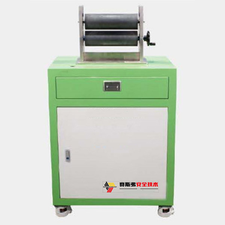 被卷入橡胶辊筒安全体感设备