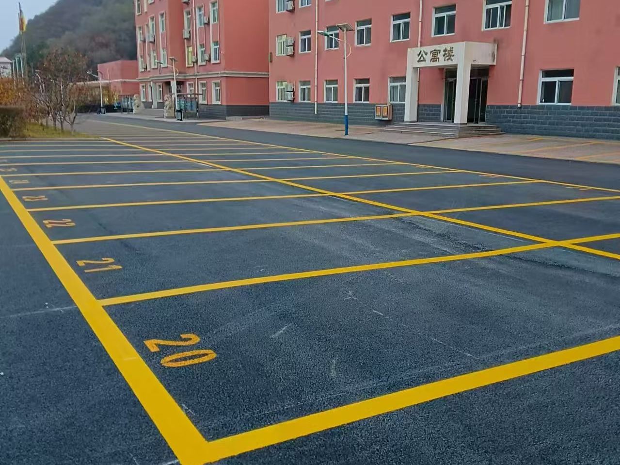 停车位划线1