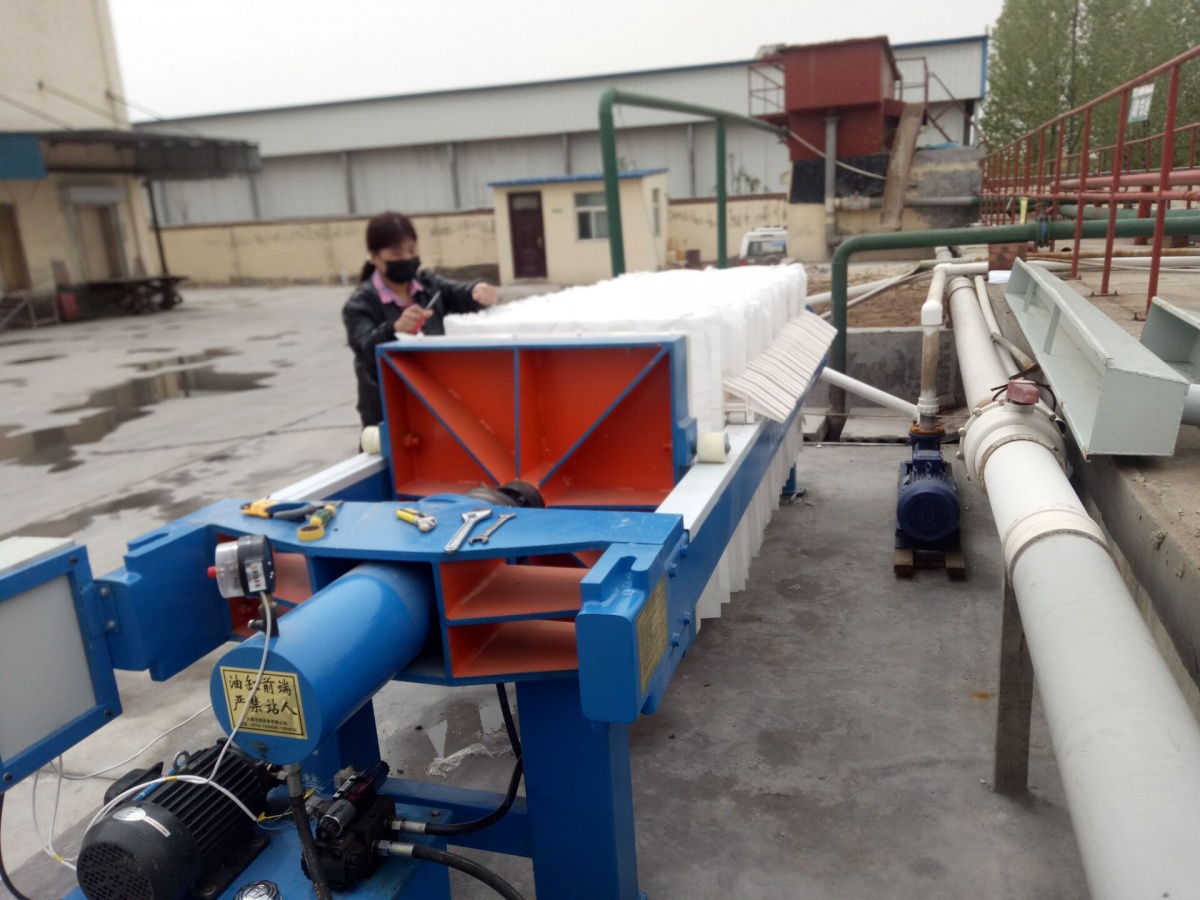 液压自动压紧压滤机