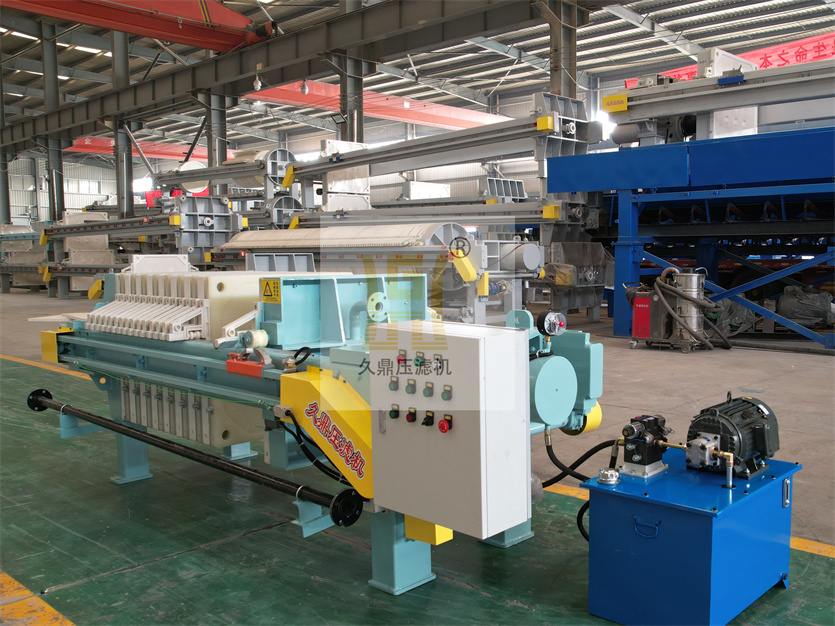 870型液压一次性拉开压滤机