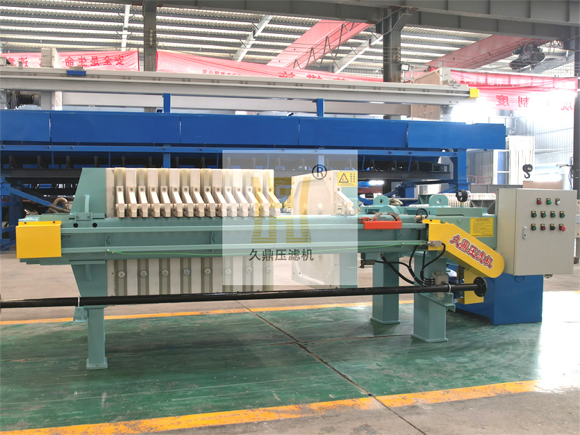 800型自动保压框式压滤机