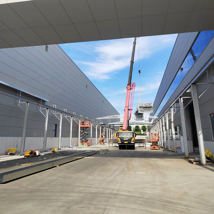 电动伸缩雨棚安装