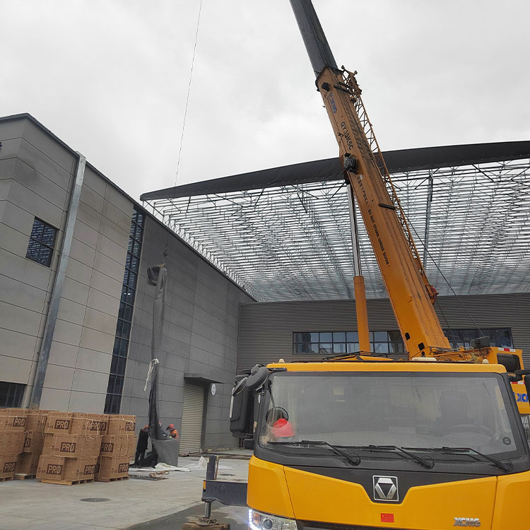 悬空电动伸缩雨棚