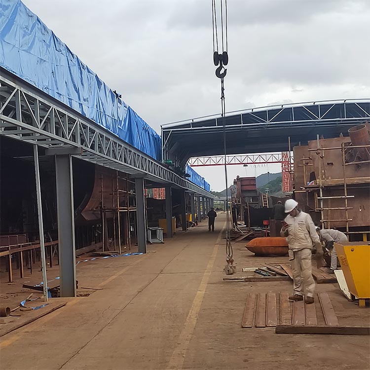 电动轨道推拉式钢结构伸缩雨棚