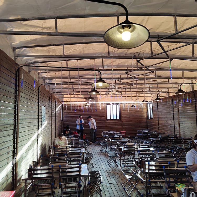 可伸缩移动推拉雨棚