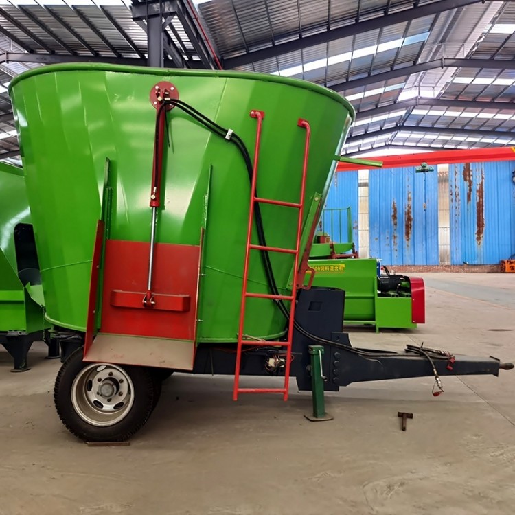 立式tmr饲料搅拌机 牛羊草料拌料机