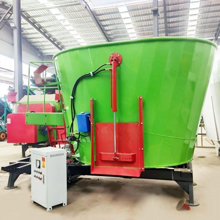 大型饲料搅拌机 牛羊全日粮拌料机 tmr混料机