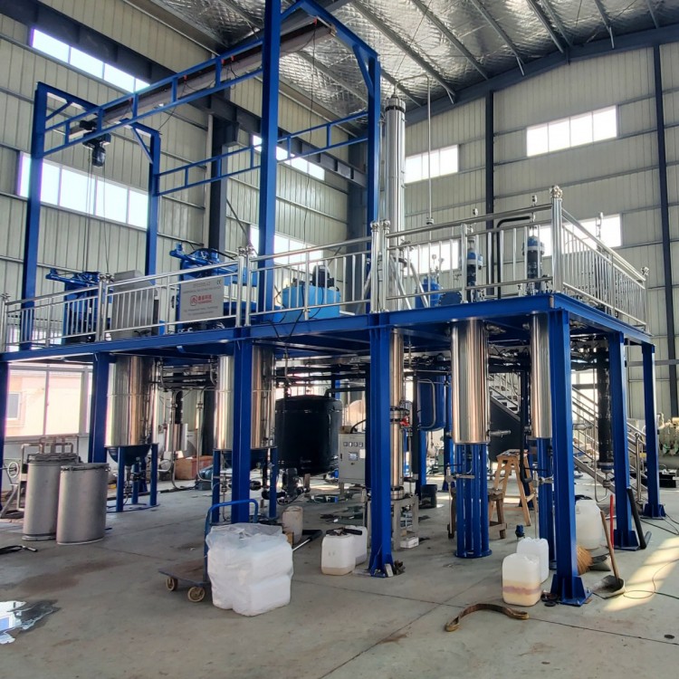 大型超临界萃取生产设备