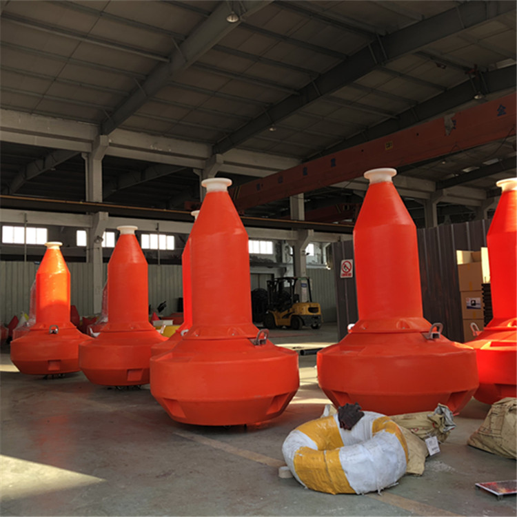 河叉禁航区警示浮标定制 滚塑警航航标用途 一体式浮标