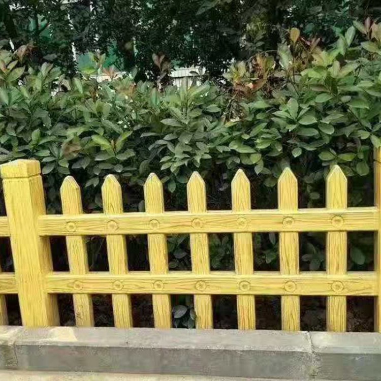 仿木栅栏-水泥仿木围栏
