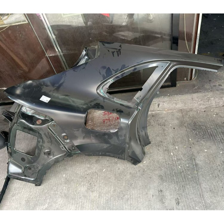 保时捷18款卡宴右后叶子板 升降器