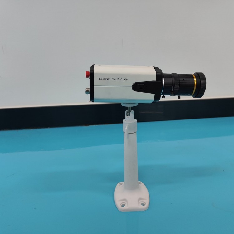 无磁监控摄像头