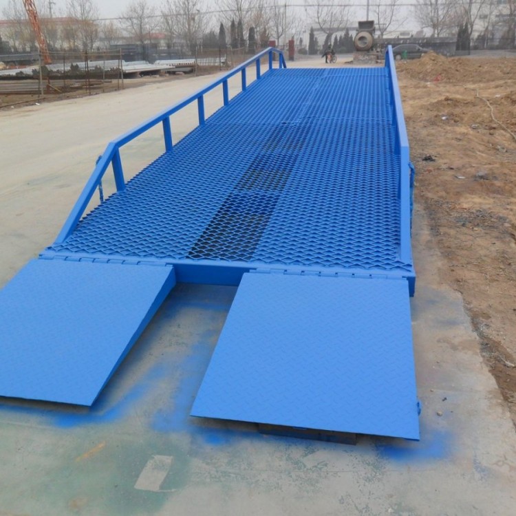 厂家供应 移动式登车桥液压装卸平台8-10吨装卸货