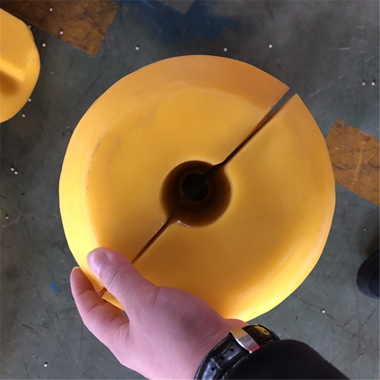 定制PE组合式滚塑拦污浮筒 芦干坑河道拦漂浮子 水上浮漂