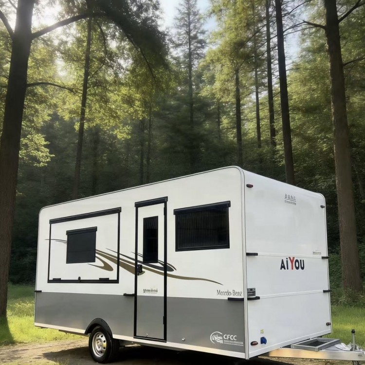 爱游 营地拖挂房车 共享精致
