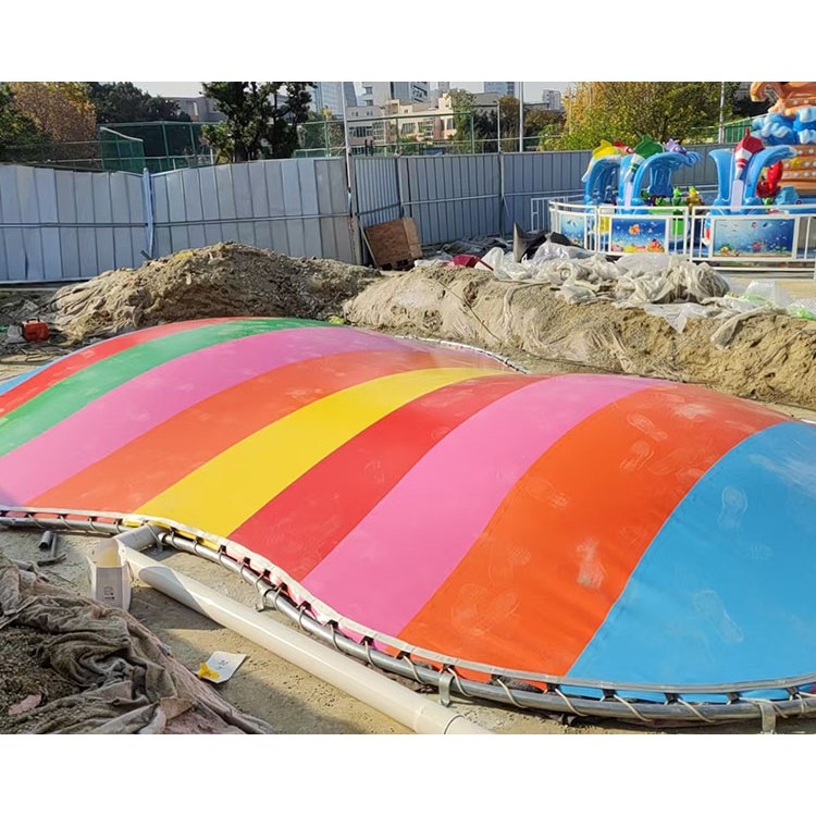 彩色蹦蹦云两球