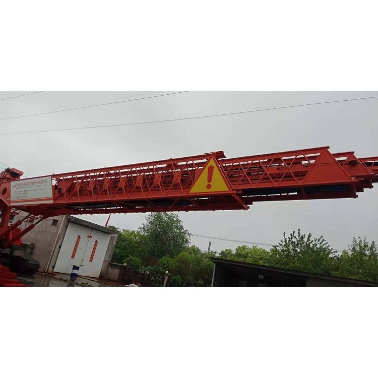 履带式混凝土布料机布料臂架尺寸设计