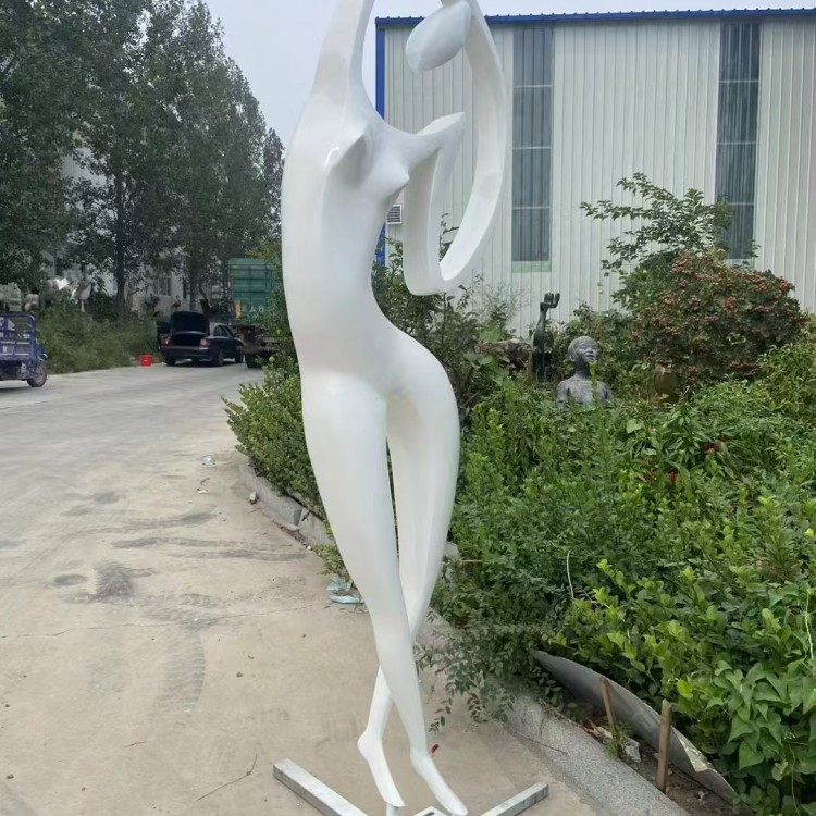人物不锈钢雕塑