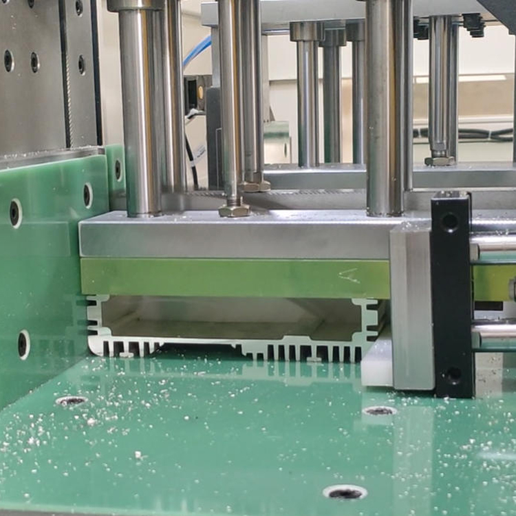 铝型材切割机 SDY-QFW550 切铝合金散热器