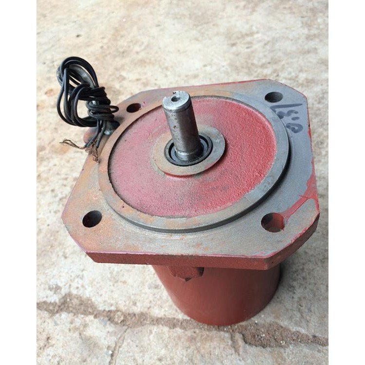 江苏阀门三相异步电机YDF-WF221-4功率0.37KW