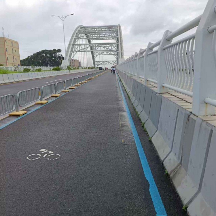 珠三角灯光护栏源头厂家 深圳市政护栏路灯亮化工程