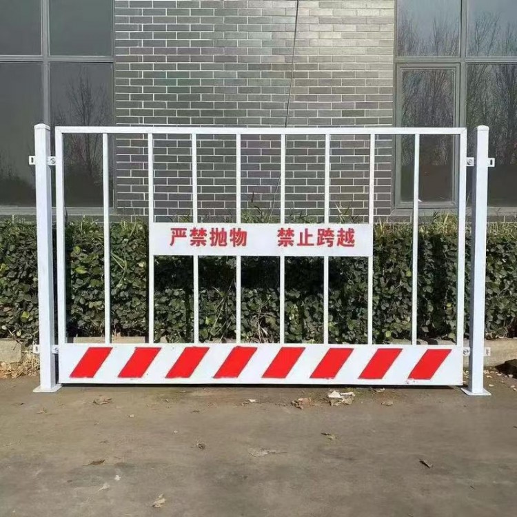 广东昊铂市政道路防护栏道路人行道隔离栏