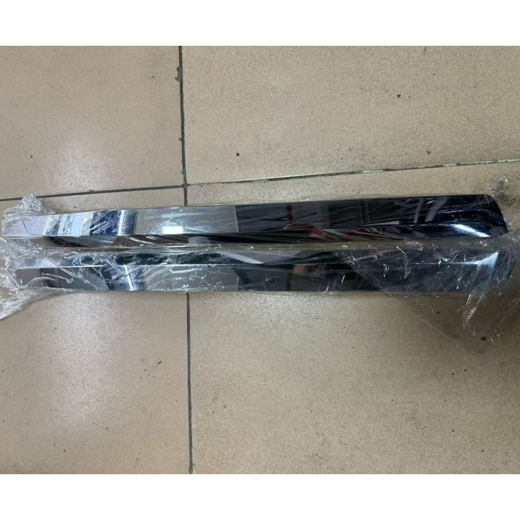 宾利添越后杠电镀条 后档玻璃 升降器 尾灯