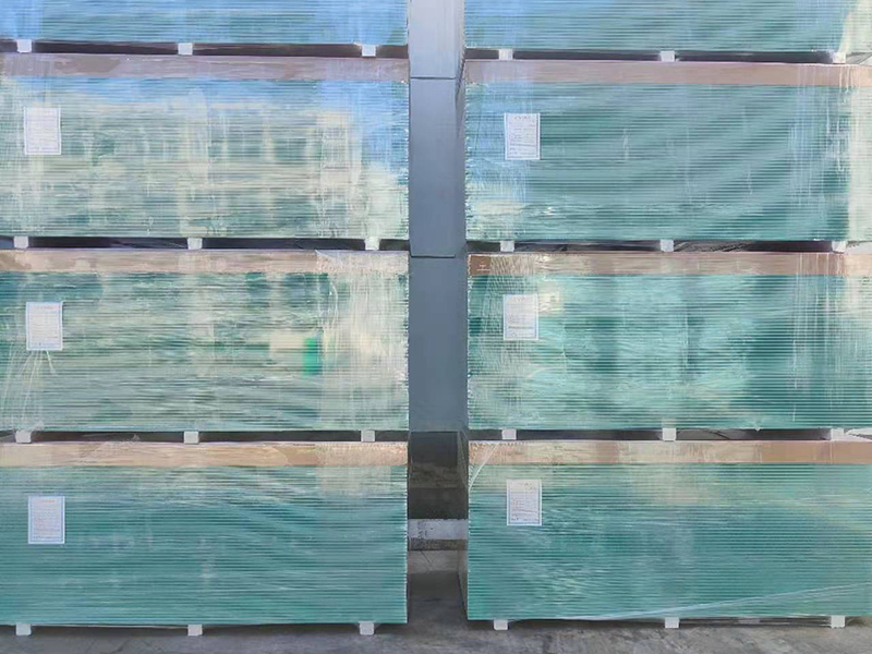 防潮纸面石膏板