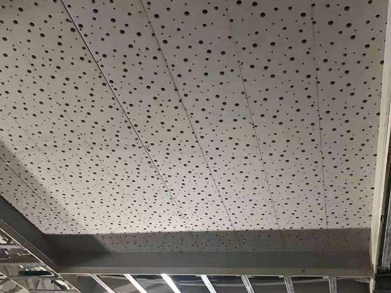 穿孔吸音板