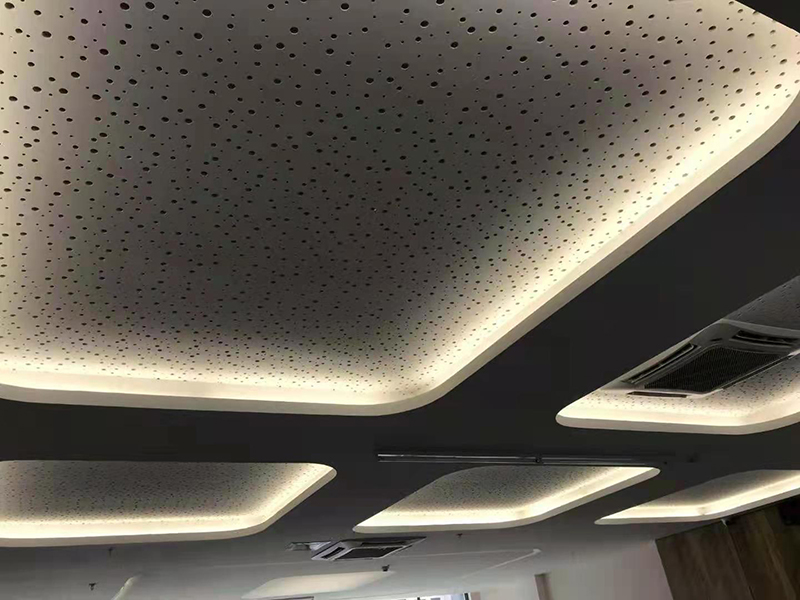 穿孔吸音板