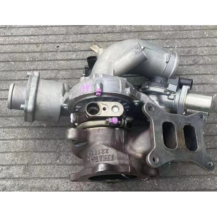 奥迪Q5L 2.0涡轮增压 机油泵 中冷器 空调泵 方向机