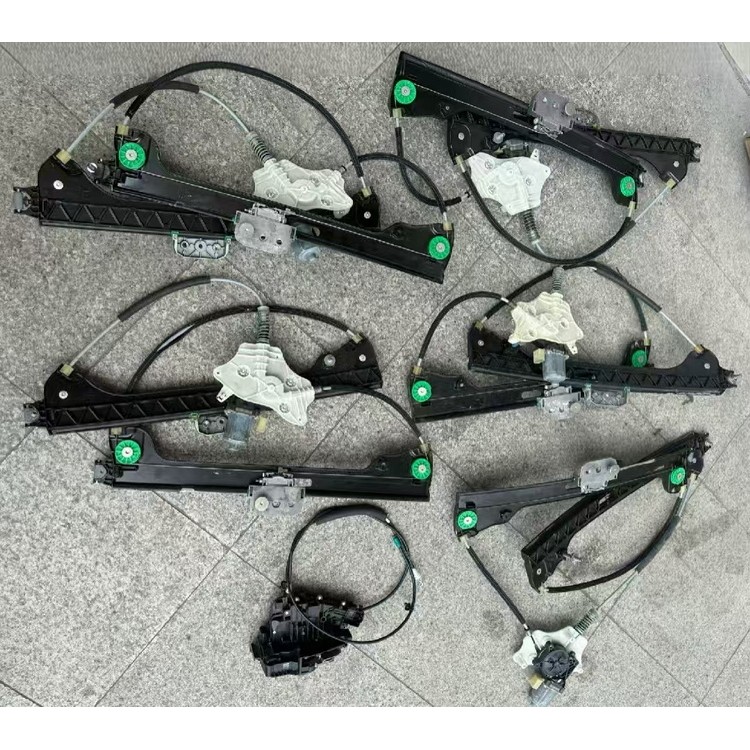 阿斯顿·马丁DBX玻璃升降器 下摆臂 空调泵 节温器