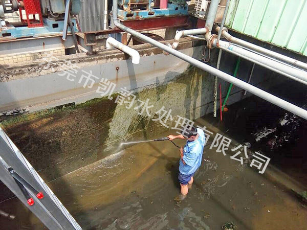工业水池清洗