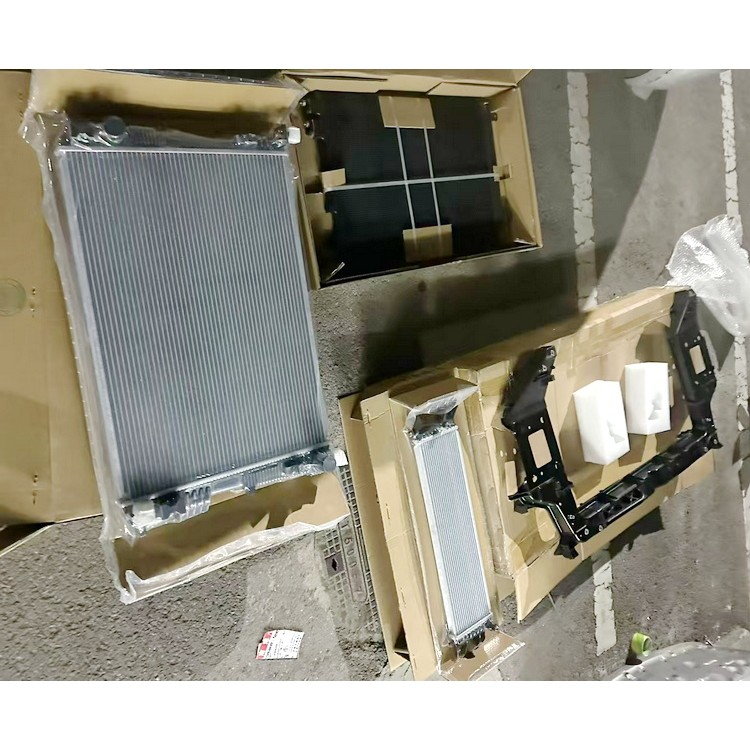 大捷龙混动RU水箱 中冷器 冷凝器 龙门架 电子扇